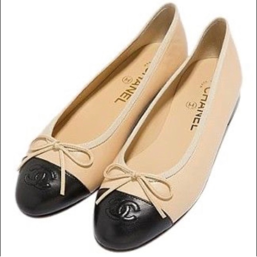 Chanel Lambskin Cap Toe CC Ballerina Flats